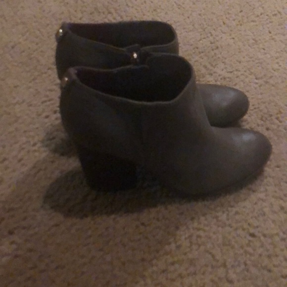 Tommy Hilfiger boots - Picture 2 of 3